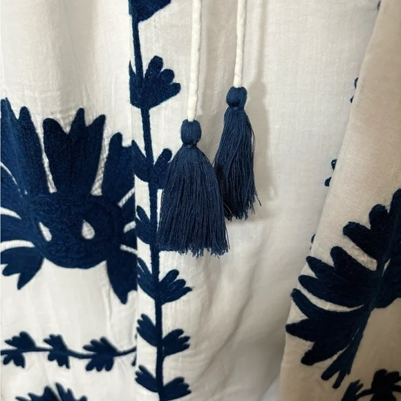 Dolma Embroidered Peasant Dress - Picture 5 of 6